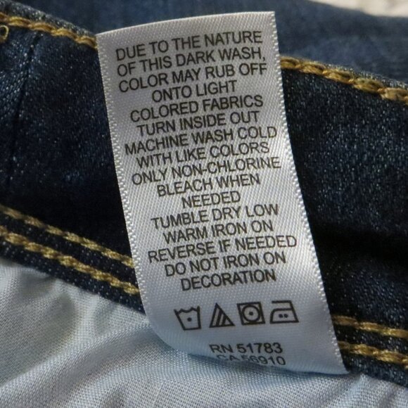 Maurices Women's Plus Mid Rise Boot Cut Jeans Medium Wash Size 18W Short New - Picture 9 of 9